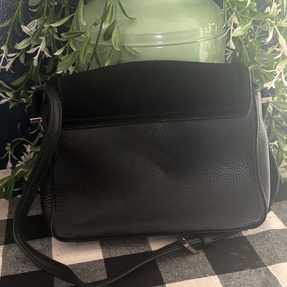 Kate Spade New York suede-trimmed leather crossbody - Picture 3 of 5